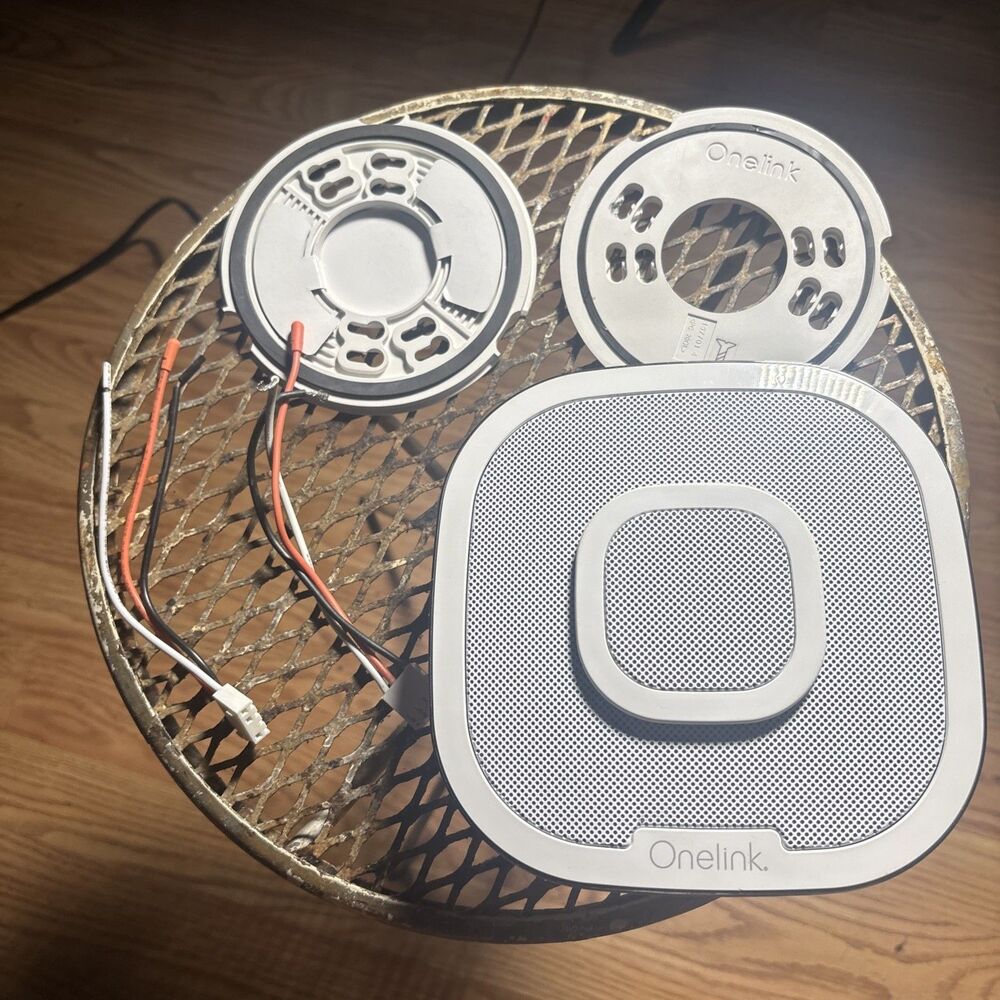 First Alert Onelink Safe & Sound Smoke Carbon Monoxide Smart Alarm UNTESTED